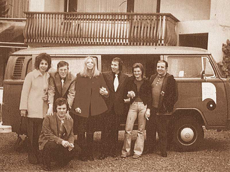 Siebziger Jahre, Firmenausflug mit VW Bulli
